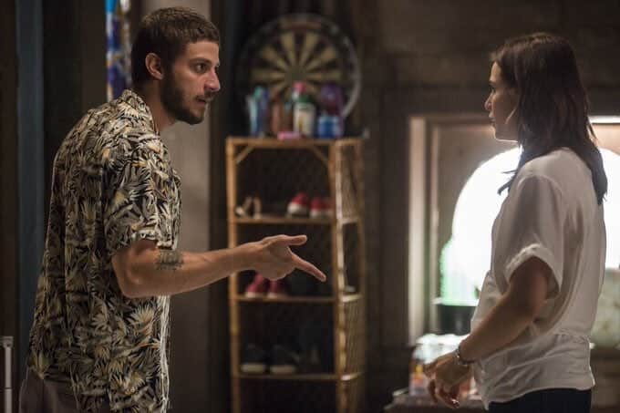 Ícaro (Chay Suede) e Rosa (Letícia Colin) em cena de Segundo Sol (Foto: Reprodução) Ícaro (Chay Suede) e Rosa (Letícia Colin) em cena de Segundo Sol (Foto: Reprodução)