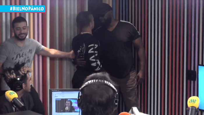 Biel abandonou o programa Pânico ao vivo após confusão (Foto: Reprodução) Biel abandonou o programa Pânico ao vivo após confusão (Foto: Reprodução)