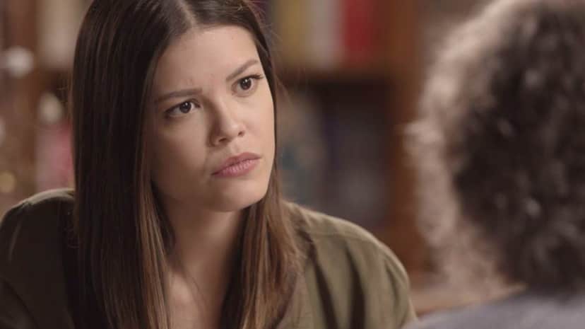 Cris (Vitória Strada) em cena de Espelho da Vida (Foto: Reprodução/Globo) Cris (Vitória Strada) em cena de Espelho da Vida (Foto: Reprodução/Globo)
