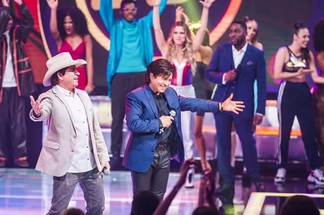 Chitãozinho & Xororó no programa Os Melhores Anos das Nossas Vidas (Foto: Globo/Paulo Belote) Chitãozinho & Xororó no programa Os Melhores Anos das Nossas Vidas (Foto: Globo/Paulo Belote)