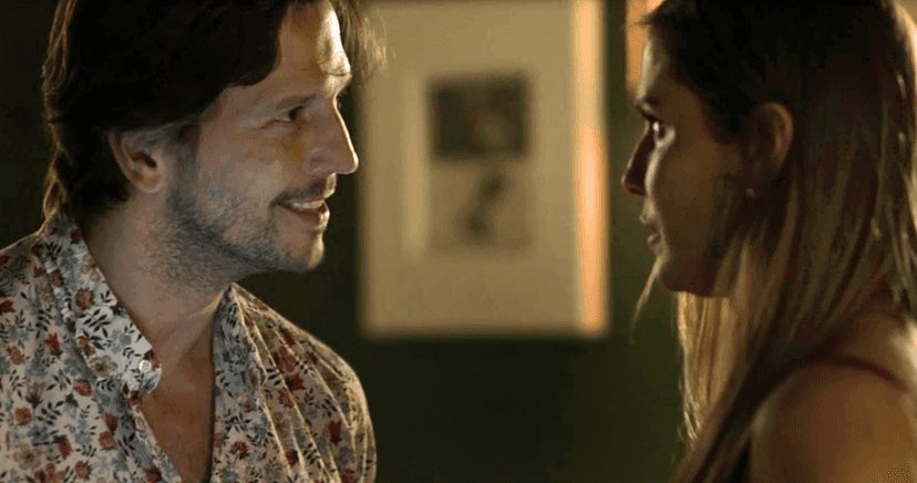 Remy e Karola em cena de Segundo Sol (Foto: Reprodução) Remy e Karola em cena de Segundo Sol (Foto: Reprodução)