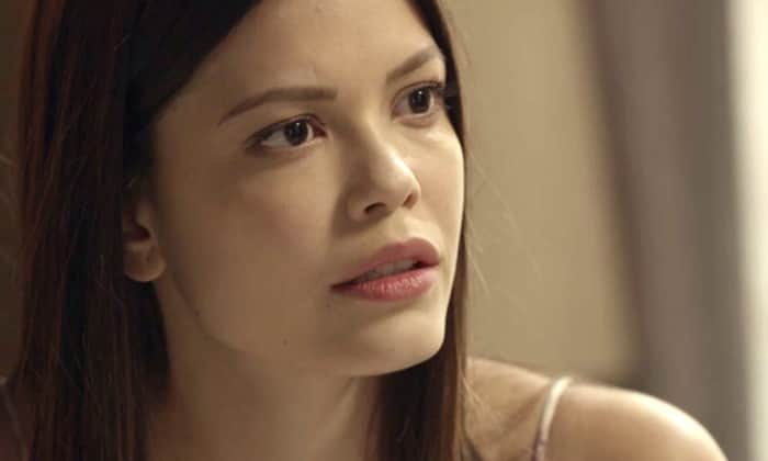 Cris (Vitória Strada) em Espelho da Vida (Foto: Reprodução/Globo) Cris (Vitória Strada) em Espelho da Vida (Foto: Reprodução/Globo)