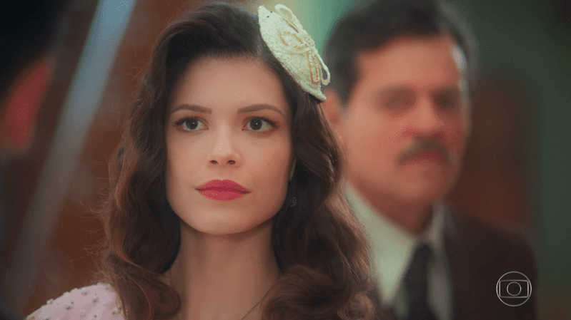 Vitoria Strada (Cris/Julia) em Espelho da Vida (Foto: Reprodução/Globo) Vitoria Strada (Cris/Julia) em Espelho da Vida (Foto: Reprodução/Globo)