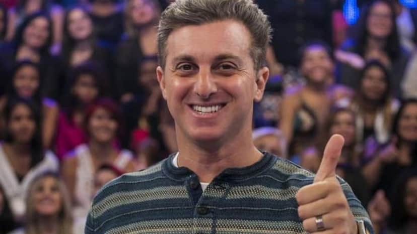 Luciano Huck saiu indiretamente em defesa de Silvio Santos (Foto: Divulgação) Luciano Huck saiu indiretamente em defesa de Silvio Santos (Foto: Divulgação)
