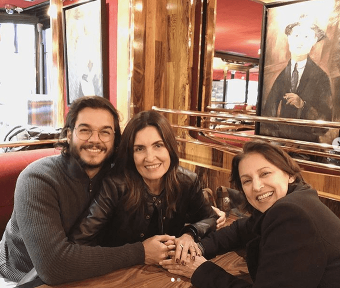 Fátima Bernardes com a família de Túlio Gadêlha (Foto: Reprodução/Instagram) Fátima Bernardes com a família de Túlio Gadêlha (Foto: Reprodução/Instagram)