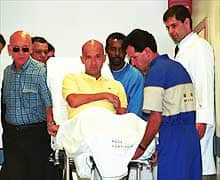 Herbert Vianna no dia em que deixou o hospital. (Foto: Reprodução) Herbert Vianna no dia em que deixou o hospital. (Foto: Reprodução)