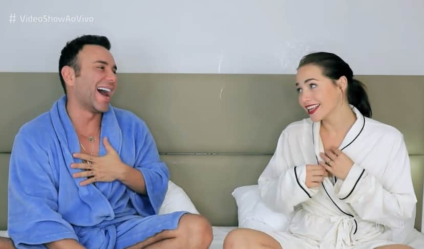 Matheus Mazzafera e Letícia Colin fizeram joguinho no Vídeo Show (Foto: Reprodução/Globo) Matheus Mazzafera e Letícia Colin fizeram joguinho no Vídeo Show (Foto: Reprodução/Globo)