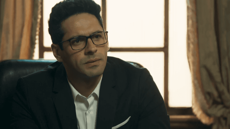 Lúcio (João Baldasserini) em O Tempo Não Para (Foto: Reprodução/Globo) Lúcio (João Baldasserini) em O Tempo Não Para (Foto: Reprodução/Globo)