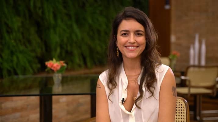 Manuela Dias pode não fazer sua estreia como autora de novelas da Globo. (Foto: Reprodução) Manuela Dias pode não fazer sua estreia como autora de novelas da Globo. (Foto: Reprodução)