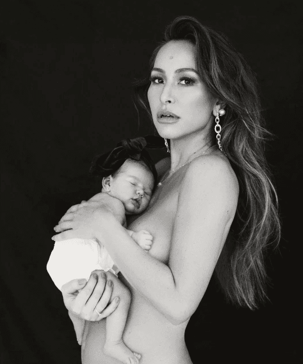 Sabrina Sato com sua filha Zoe (Foto: Reprodução/Instagram) Sabrina Sato com sua filha Zoe (Foto: Reprodução/Instagram)