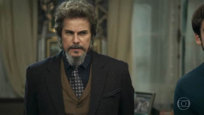 Edson Celulari (Dom Sabino) em cena de O Tempo Não Para (Foto: Reprodução/Globo) Edson Celulari (Dom Sabino) em cena de O Tempo Não Para (Foto: Reprodução/Globo)