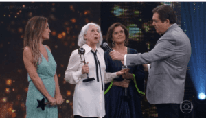 Fernanda Montenegro fez desabafo enfático no Domingão (Foto: Reprodução/Globo) Fernanda Montenegro fez desabafo enfático no Domingão (Foto: Reprodução/Globo)