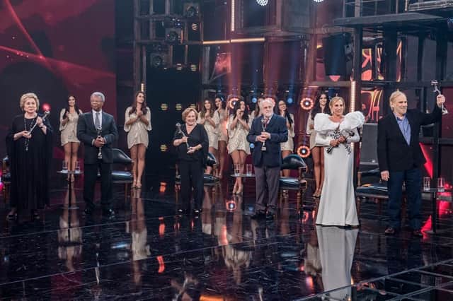Aracy Balabanian, Milton Gonçalves, Nicette Bruno, Ary Fontoura, Arlete Salles e Francisco Cuoco no Troféu Mario Lago (Foto: Globo/Fábio Rocha) Aracy Balabanian, Milton Gonçalves, Nicette Bruno, Ary Fontoura, Arlete Salles e Francisco Cuoco no Troféu Mario Lago (Foto: Globo/Fábio Rocha)