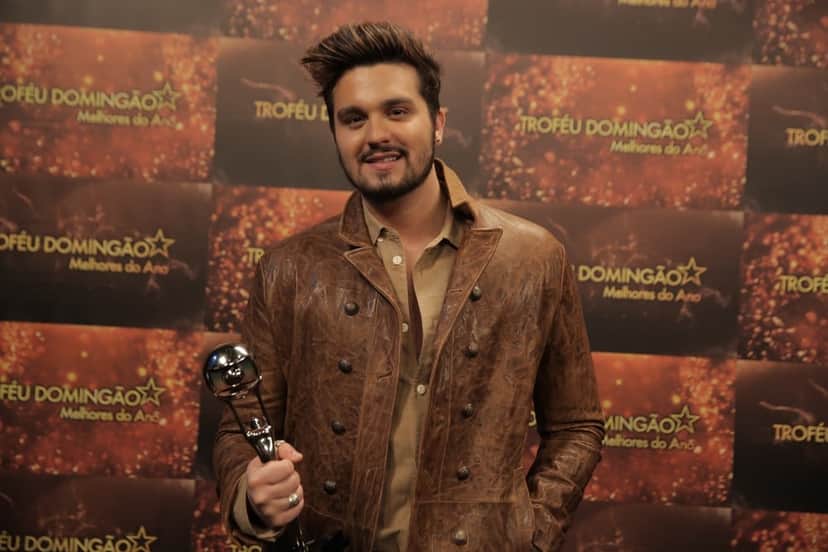 Luan Santana nos bastidores do Troféu Domingão (Foto: Paulo Damasceno / Gshow) Luan Santana nos bastidores do Troféu Domingão (Foto: Paulo Damasceno / Gshow)