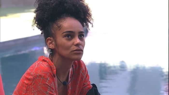 Gabriela durante conversa no BBB19 (Foto: Reprodução/Globo) Gabriela durante conversa no BBB19 (Foto: Reprodução/Globo)