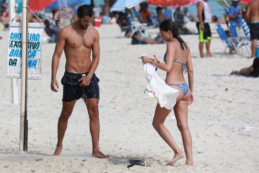 Atores da Globo na praia da Barra da Tijuca (Foto: Divulgação/Dilson Silva) Atores da Globo na praia da Barra da Tijuca (Foto: Divulgação/Dilson Silva)