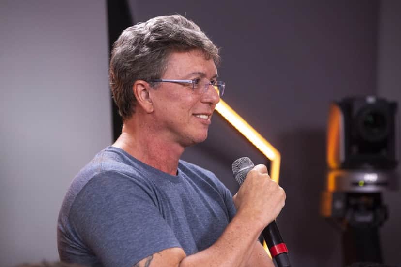 Boninho na cobertura do BBB19 (Foto: Reprodução) Boninho na cobertura do BBB19 (Foto: Reprodução)