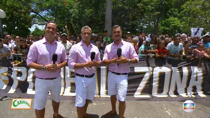 Caio Ribeiro, Paulo Nunes e Ivan Moré vestidos como meme da web no Globo Esporte (Foto: Reprodução/Globo) Caio Ribeiro, Paulo Nunes e Ivan Moré vestidos como meme da web no Globo Esporte (Foto: Reprodução/Globo)