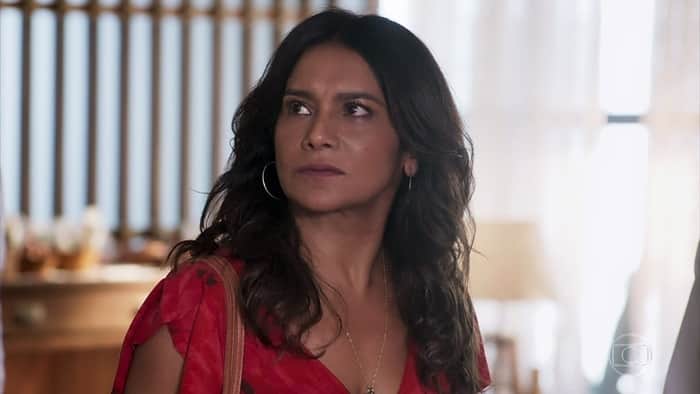 Janaína (Dira Paes) em Verão 90 (Foto: Reprodução/Globo) Janaína (Dira Paes) em Verão 90 (Foto: Reprodução/Globo)