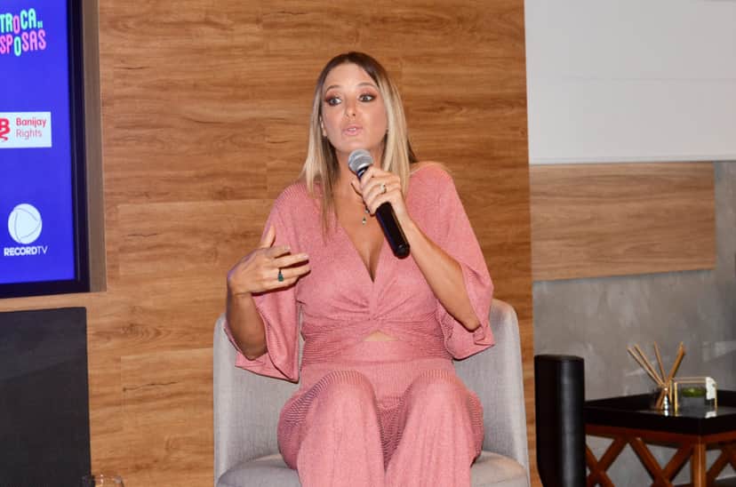 Ticiane Pinheiro conversou com a imprensa sobre o lançamento do Troca de Esposas na Record (Foto AgNews) Ticiane Pinheiro conversou com a imprensa sobre o lançamento do Troca de Esposas na Record (Foto AgNews)