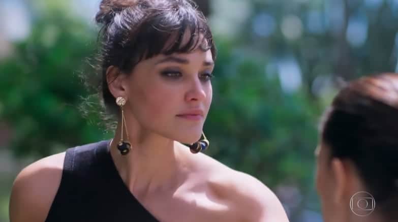 Débora Nascimento é Gisela de Verão 90 Débora Nascimento é Gisela de Verão 90