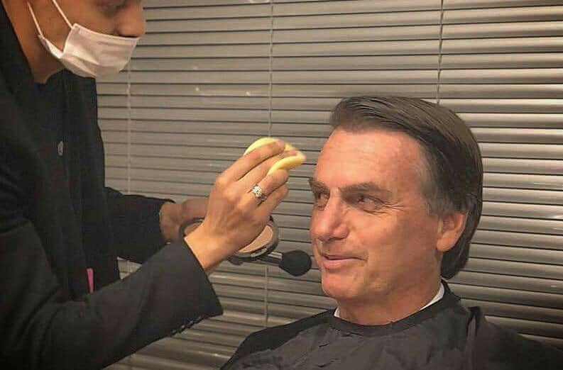 Jair Bolsonaro é confundido com Pabllo Vittar (Foto: Divulgação) Jair Bolsonaro é confundido com Pabllo Vittar (Foto: Divulgação)