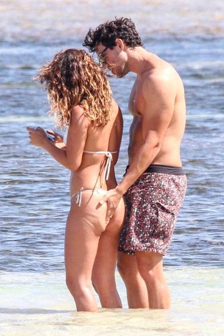 Paula Fernandes com namorado (Foto: Jornal Extra)