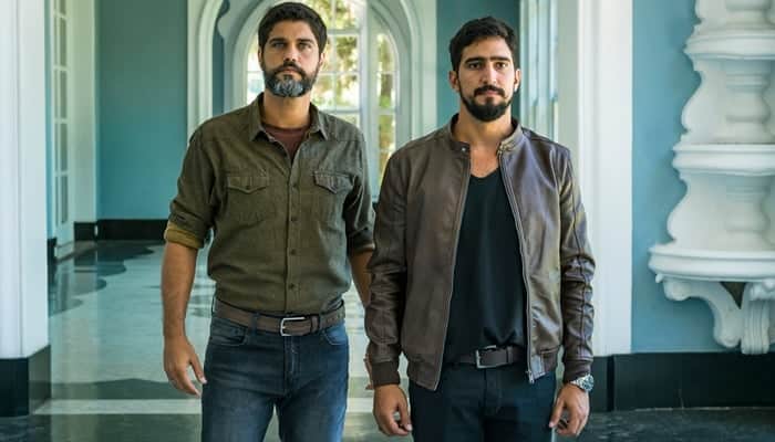 Hussein (Bruno Cabrerizo) e Jamil (Renato Goes) em Órfãos da Terra (Foto: Globo/Paulo Belote) Hussein (Bruno Cabrerizo) e Jamil (Renato Goes) em Órfãos da Terra (Foto: Globo/Paulo Belote)
