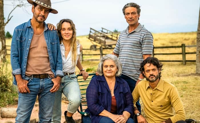 Família Matheus em A Dona do Pedaço (Foto: Globo/João Miguel Júnior) Família Matheus em A Dona do Pedaço (Foto: Globo/João Miguel Júnior)