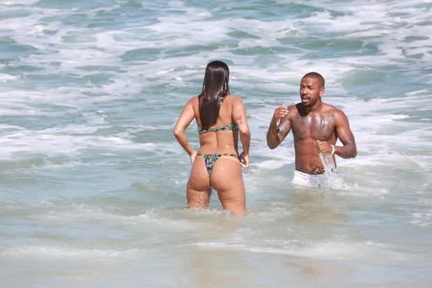 A carioca e Nego do Borel (Foto: AgNews) A carioca e Nego do Borel (Foto: AgNews)