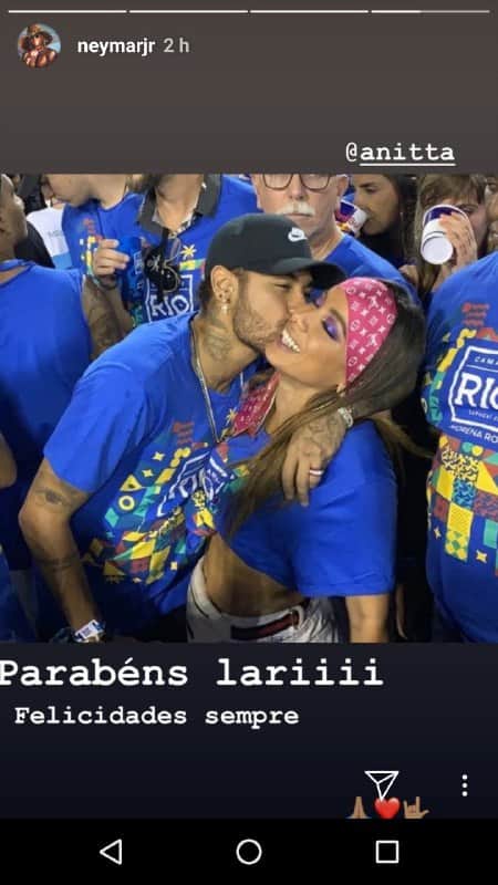 Neymar apareceu beijando Anitta e se declara (Foto: Reprodução/Instagram) Neymar apareceu beijando Anitta e se declara (Foto: Reprodução/Instagram)