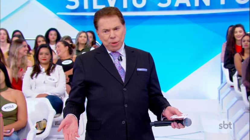 O apresentador Silvio Santos resolveu repaginar o visual antes de voltar ao SBT (Foto: Reprodução) O apresentador Silvio Santos resolveu repaginar o visual antes de voltar ao SBT (Foto: Reprodução)