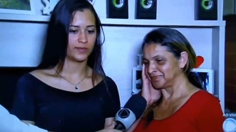 Mulher confundiu nome de Luiz Bacci ao vivo (Foto: Reprodução) Mulher confundiu nome de Luiz Bacci ao vivo (Foto: Reprodução)