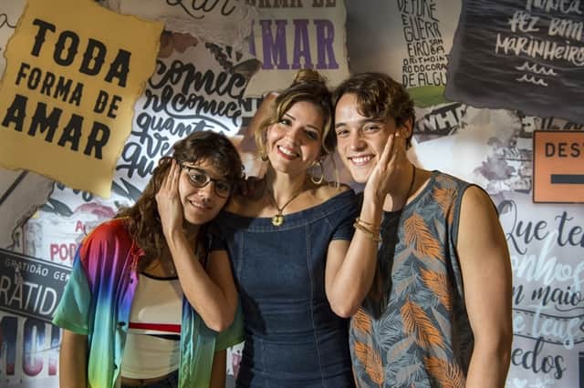 Raissa (Dora de Assis), Carla (Mariana Santos) e Thiago (Danilo Maia) em Malhação (Foto: Globo/Estevam Avellar) Raissa (Dora de Assis), Carla (Mariana Santos) e Thiago (Danilo Maia) em Malhação (Foto: Globo/Estevam Avellar)