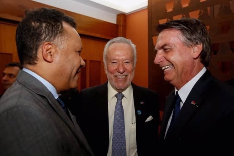 Heraldo Pereira, Alexandre Garcia e Jair Bolsonaro (Foto: Divulgação / Uol) Heraldo Pereira, Alexandre Garcia e Jair Bolsonaro (Foto: Divulgação / Uol)