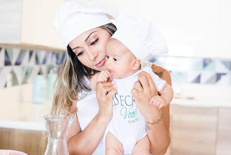 Mayra Cardi e Sophia (Foto: Divulgação) Mayra Cardi e Sophia (Foto: Divulgação)