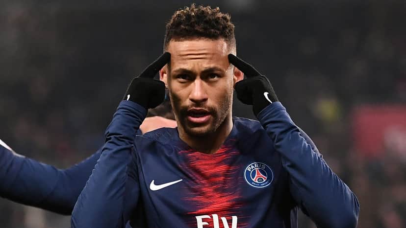 Neymar resolveu se defender dos ataques (Foto: Reprodução) Neymar resolveu se defender dos ataques (Foto: Reprodução)
