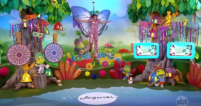 Silvio Santos liga às pressas no SBT, exige que filha se despeça ao vivo e bomba vai ao ar Silvio Santos liga às pressas no SBT, exige que filha se despeça ao vivo e bomba vai ao ar
