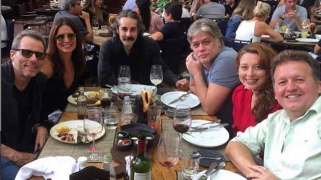 Fábio Assunção, Malu Mader e mais alguns amigos (Foto: Reprodução/Instagram) Fábio Assunção, Malu Mader e mais alguns amigos (Foto: Reprodução/Instagram)