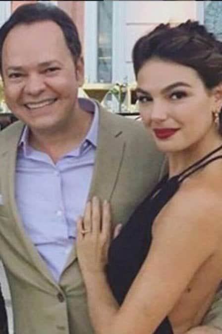 Isis Valverde e ex-empresário (Foto: Reprodução) Isis Valverde e ex-empresário (Foto: Reprodução)