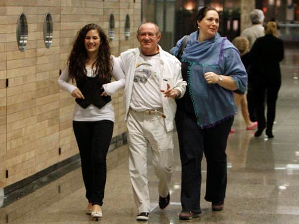Lívia Aragão, Renato Aragão e Lilian Aragão (Foto: Reprodução) Lívia Aragão, Renato Aragão e Lilian Aragão (Foto: Reprodução)