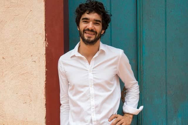O ator Caio Blat viverá personagem gay em nova série (Foto: Divulgação) O ator Caio Blat viverá personagem gay em nova série (Foto: Divulgação)