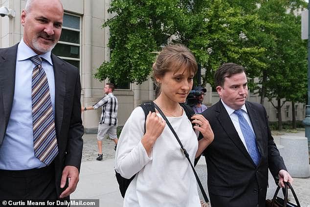 Allison Mack (Foto: Reprodução) Allison Mack (Foto: Reprodução)