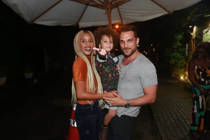 Igor Rickli com a família no aniversário da filha de José Loreto e Débora (Foto: Dilson Silva/ AgNews) Igor Rickli com a família no aniversário da filha de José Loreto e Débora (Foto: Dilson Silva/ AgNews)