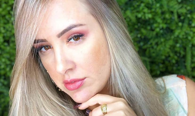 A ex-BBB Patrícia Leitte revelou que teve depressão com morte do pai e apelidos maldosos em relação a seu peso que recebeu após sair do reality show (Foto: Reprodução/Instagram) A ex-BBB Patrícia Leitte revelou que teve depressão com morte do pai e apelidos maldosos em relação a seu peso que recebeu após sair do reality show (Foto: Reprodução/Instagram)
