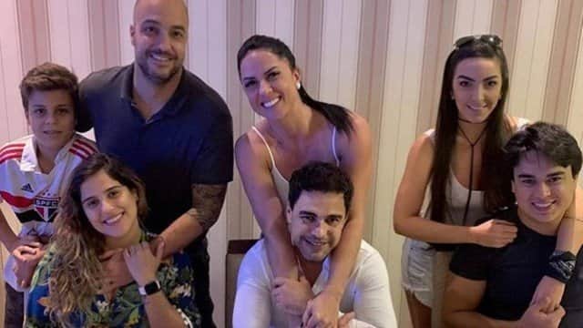 Zezé Di Camargo e Graciele Lacerda (Foto: Reprodução/Instagram) Zezé Di Camargo e Graciele Lacerda (Foto: Reprodução/Instagram)