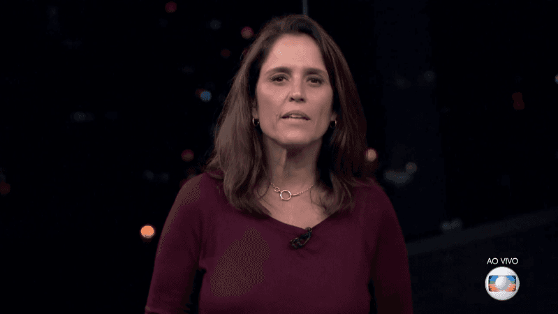 A apresentadora Ana Luíza Guimarães no comando do RJ2 (Foto: Reprodução/Globo)