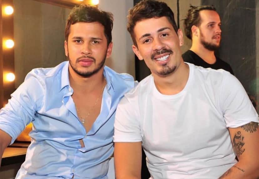 Carlinhos Maia e Lucas Guimarães estão sendo atacados (Foto: Reprodução/Instagram) Carlinhos Maia e Lucas Guimarães estão sendo atacados (Foto: Reprodução/Instagram)