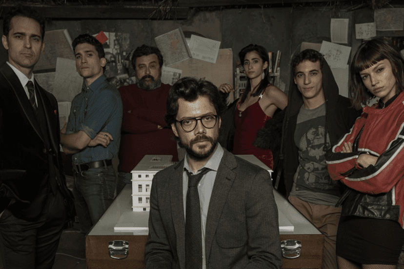 La Casa De PaLa Casa De Papel vai contar com outro personagem agora (Foto Reprodução)pel é sucesso em várias partes do mundo (Foto Reprodução) La Casa De PaLa Casa De Papel vai contar com outro personagem agora (Foto Reprodução)pel é sucesso em várias partes do mundo (Foto Reprodução)