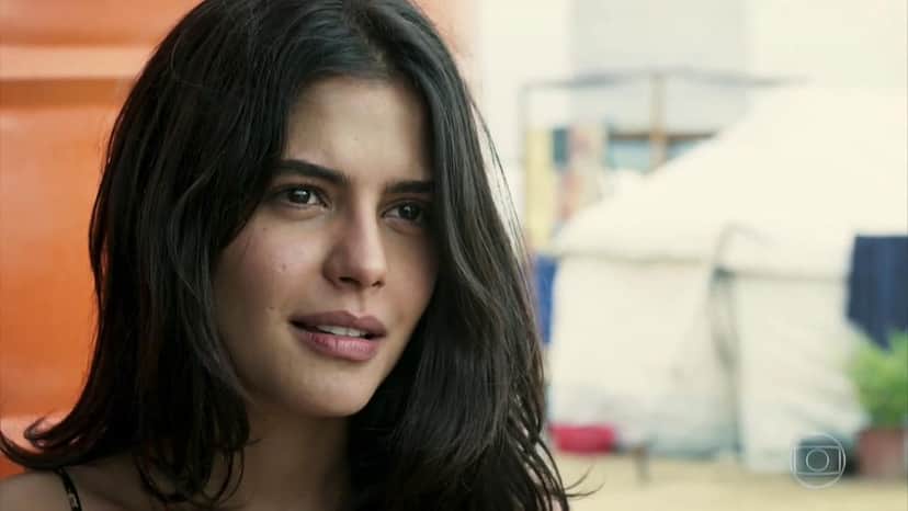 Laila é a protagonista da novela Órfãos da Terra Laila é a protagonista da novela Órfãos da Terra
